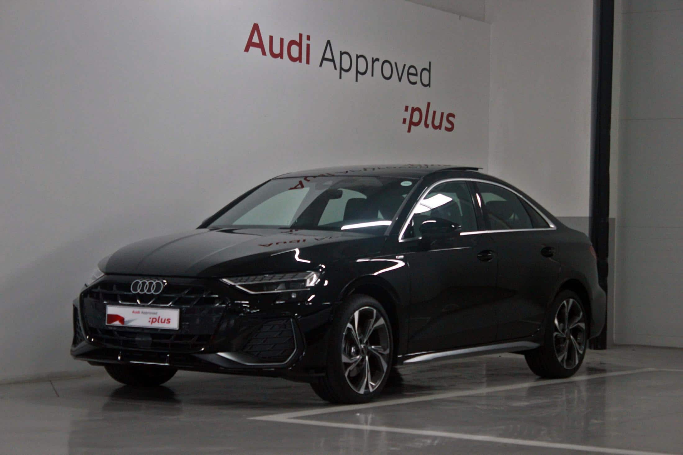 2025 AUDI A3 40 TFSI Premium - 2025 アウディ A3