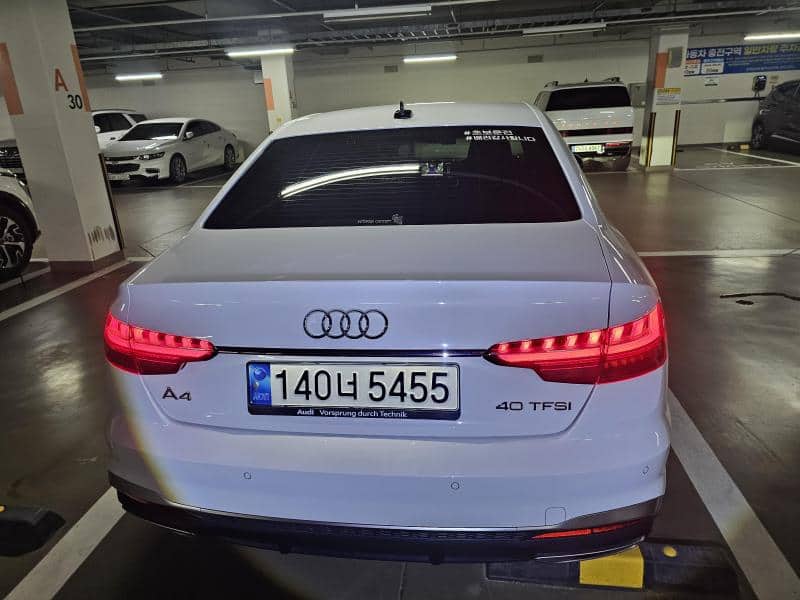 2021 AUDI A4 - 2021 アウディ A4