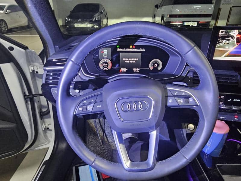 2021 AUDI A4 - 2021 アウディ A4