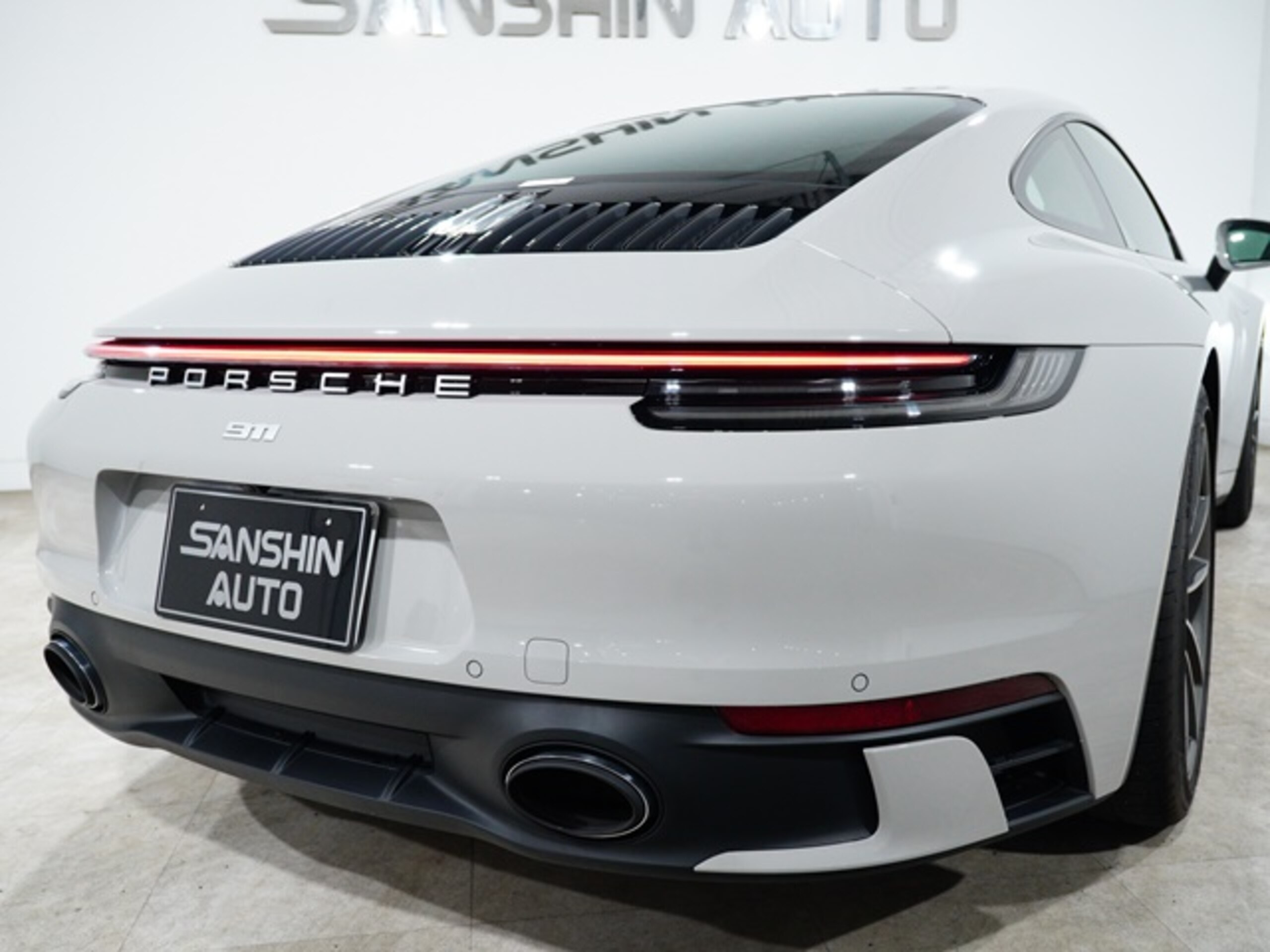 2024 Porsche 911 - ポルシェ 911 カレラ PDK 左ハンドル SPクロノ&SPエグゾース&SPデザイン 21AW スポーツテールパイプ パワーステアリング+ GTスポーツステアリング エクスクルーシブデザインテールライト PORSCHEカーテンLED OPカラークレヨン