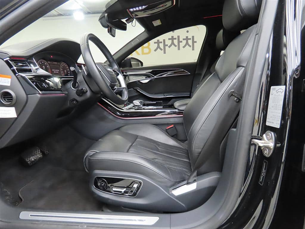 2021 AUDI A8 - 2021 أودي A8