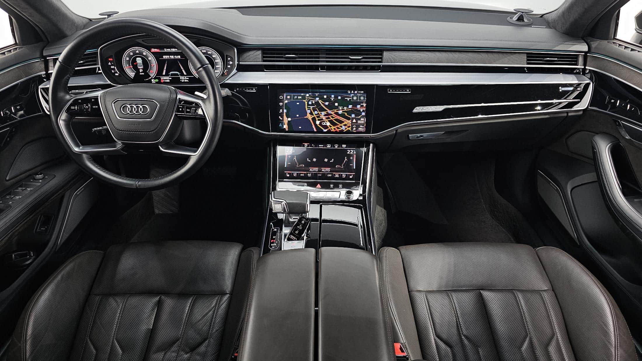 2021 AUDI A8 60 TFSI Quattro LWB - 2021 アウディ A8