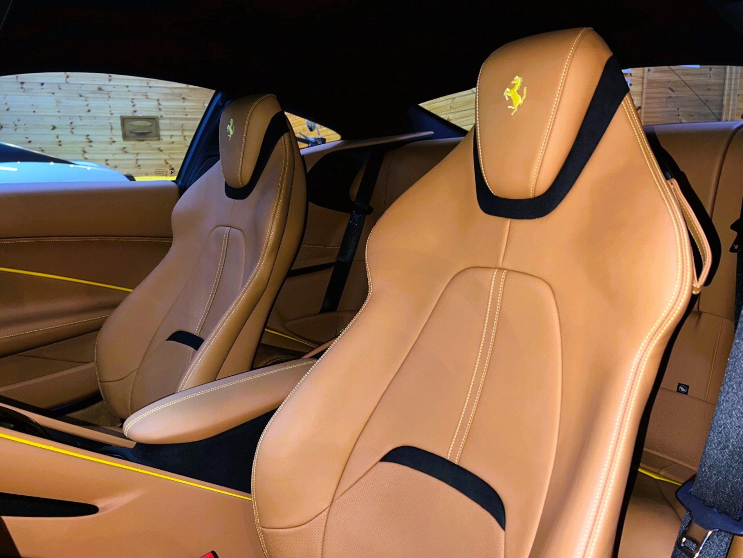 2021 Ferrari Roma - 2021 فيراري Roma