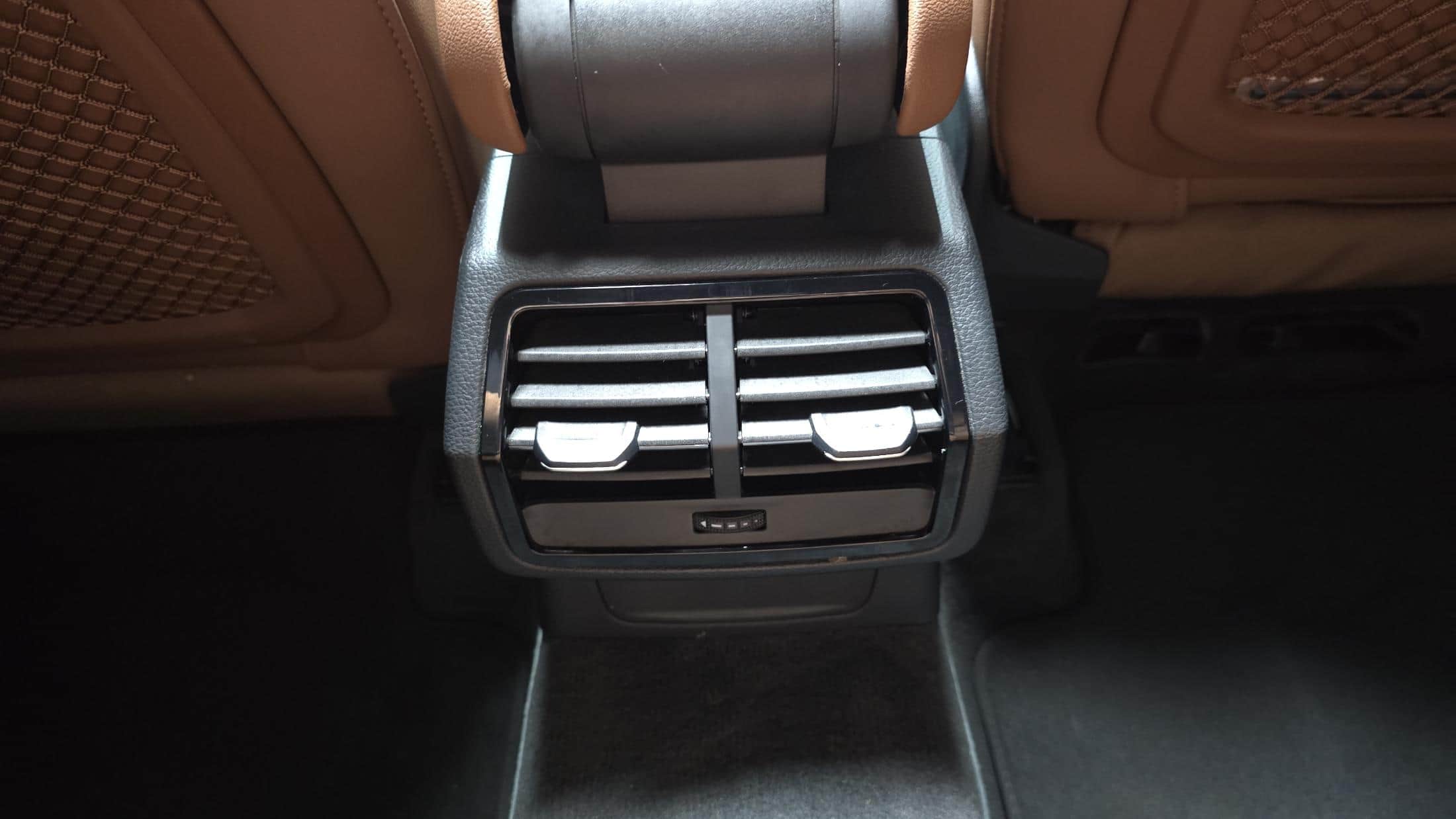 2020 AUDI Q3 35 TDI Premium - 2020 アウディ Q3