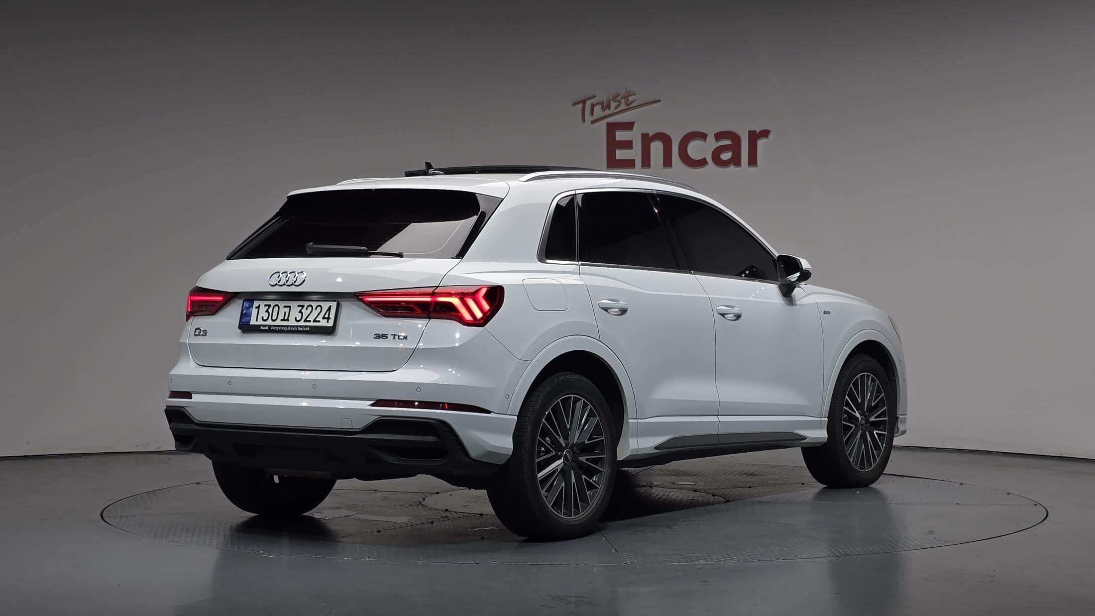 2023 AUDI Q3 35 TDI Premium