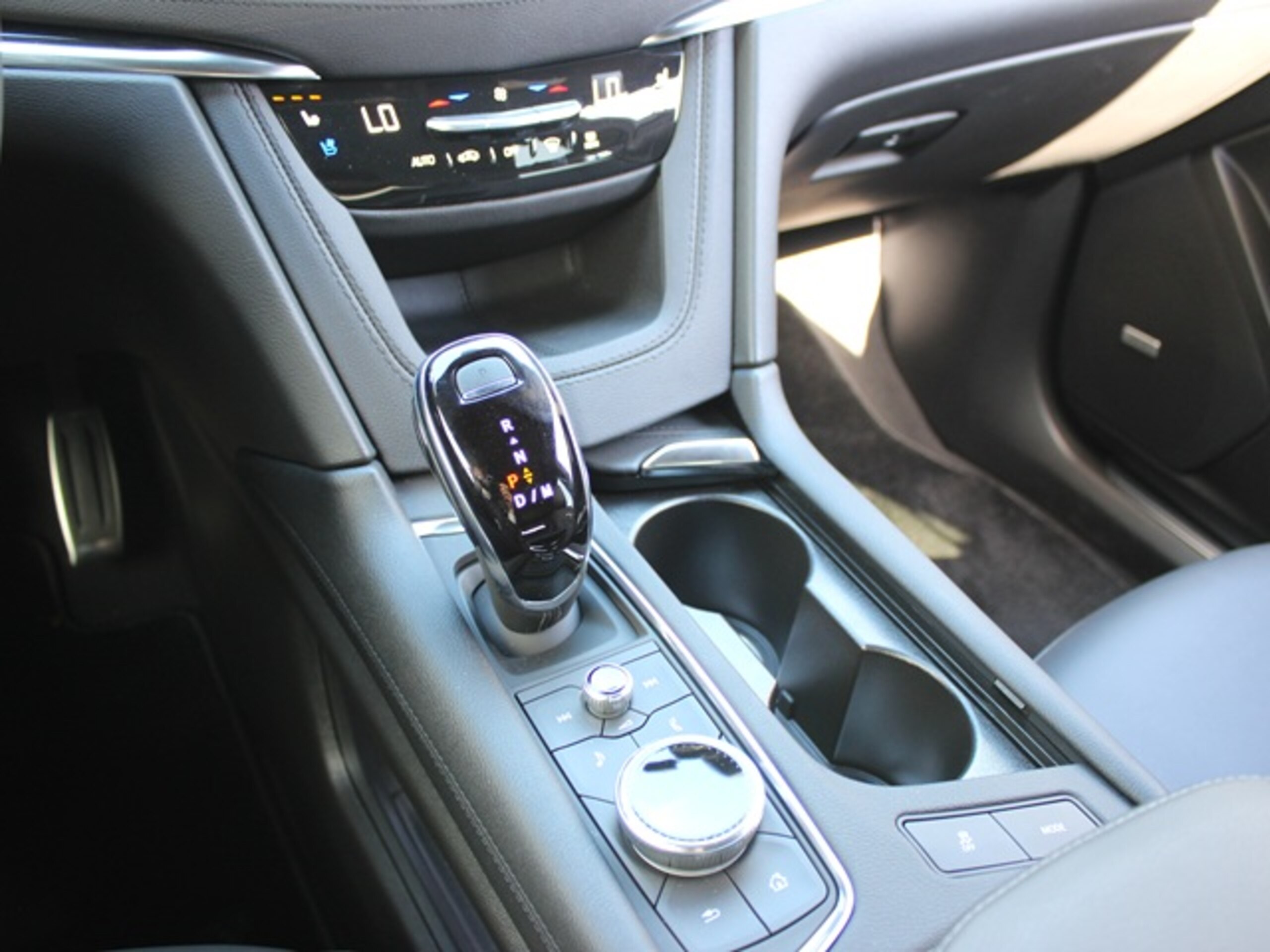 2025 Cadillac XT5