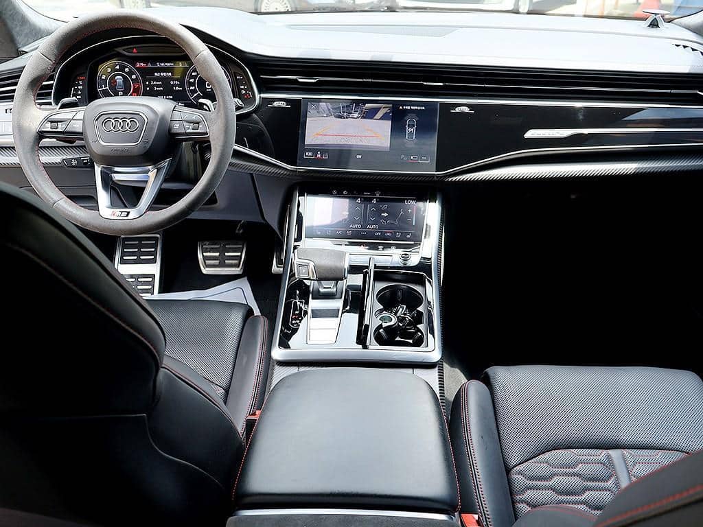 2021 AUDI RS Q8 - 2021 アウディ RS Q8
