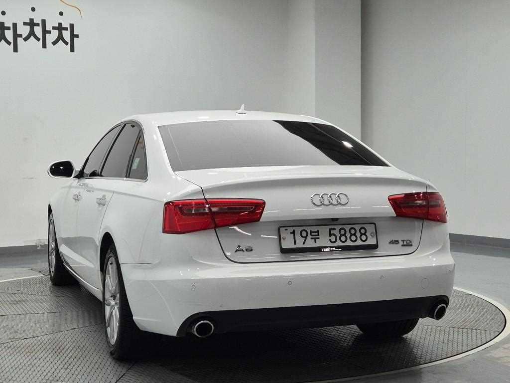 2015 AUDI A6 - 2015 أودي A6