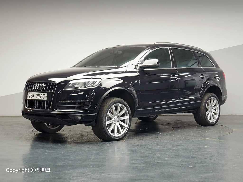 2015 AUDI Q7