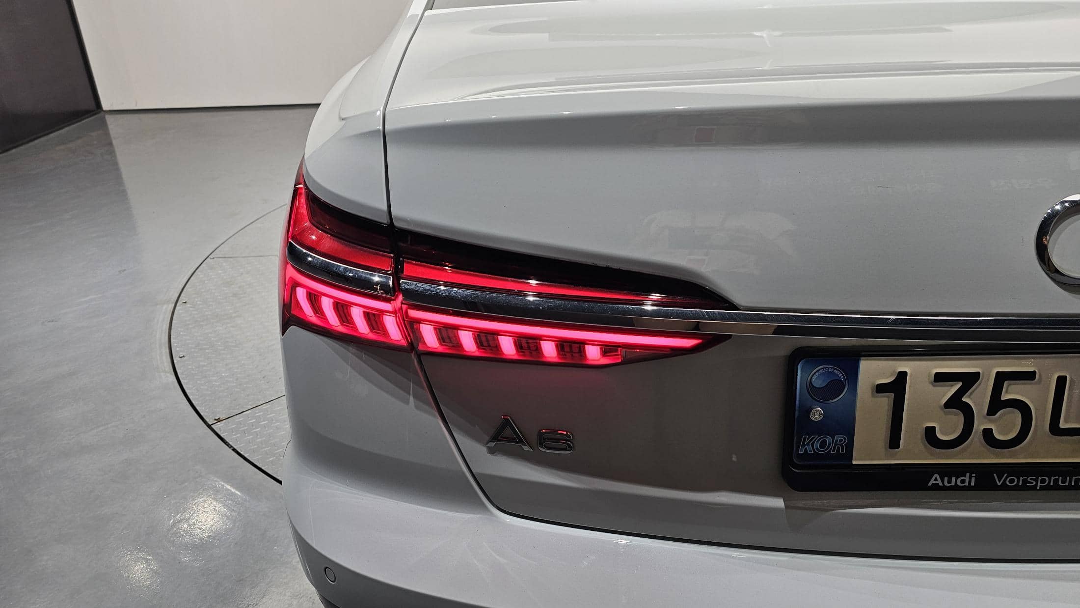 2022 AUDI A6 45 TFSI Quattro Premium - 2022 أودي A6