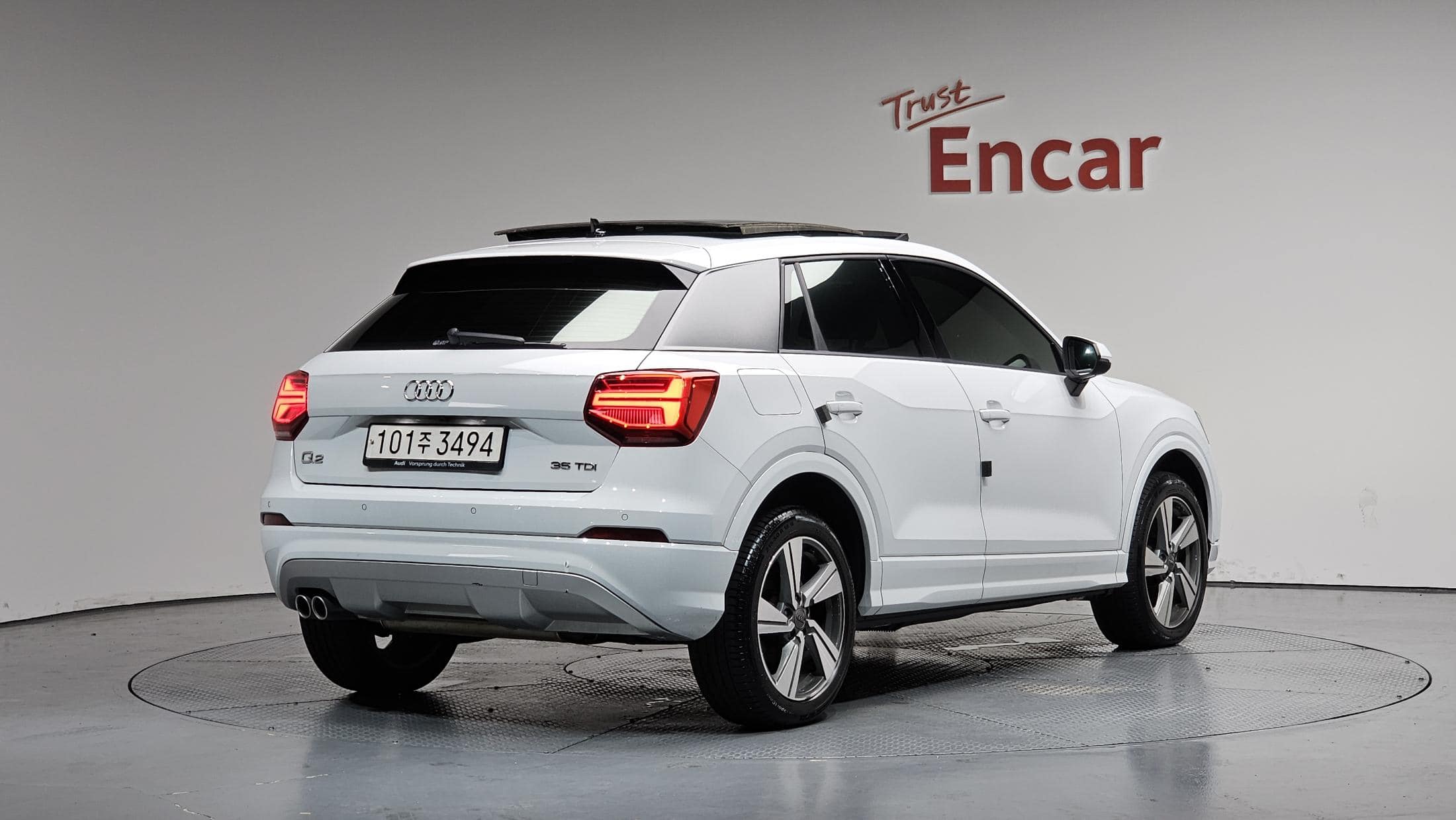 2020 AUDI Q2 35 TDI Premium - 2020 أودي Q2