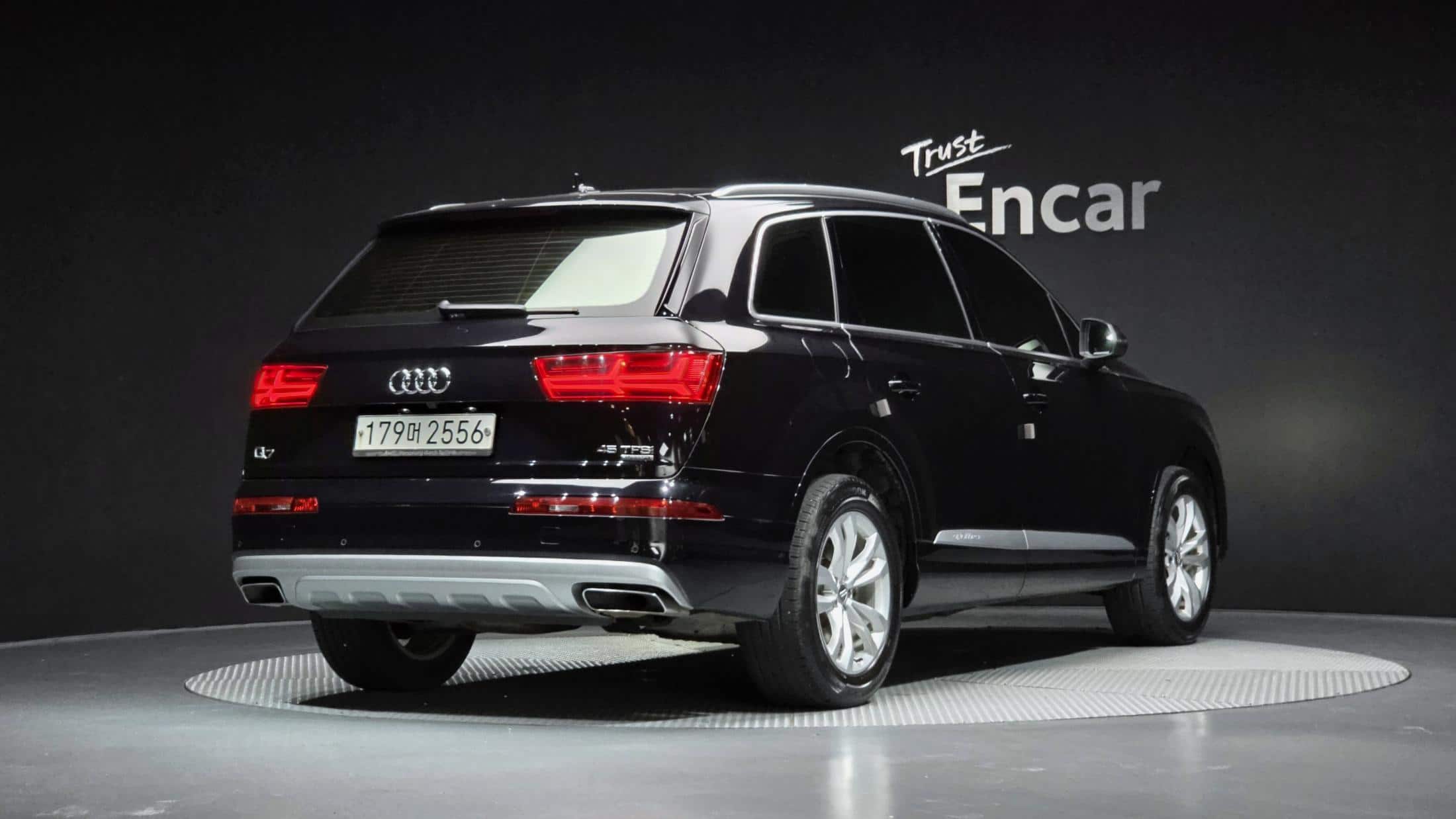 2019 AUDI Q7 45 TFSI Quattro - 2019 アウディ Q7