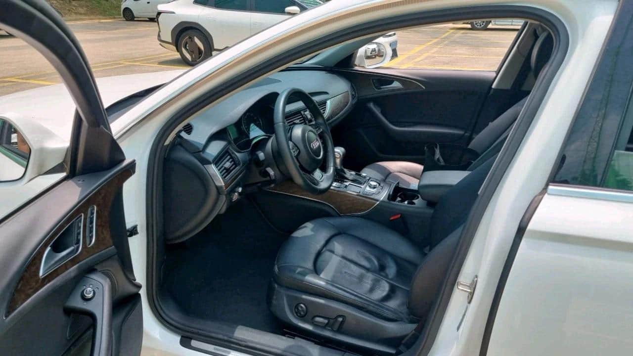 2015 AUDI A6