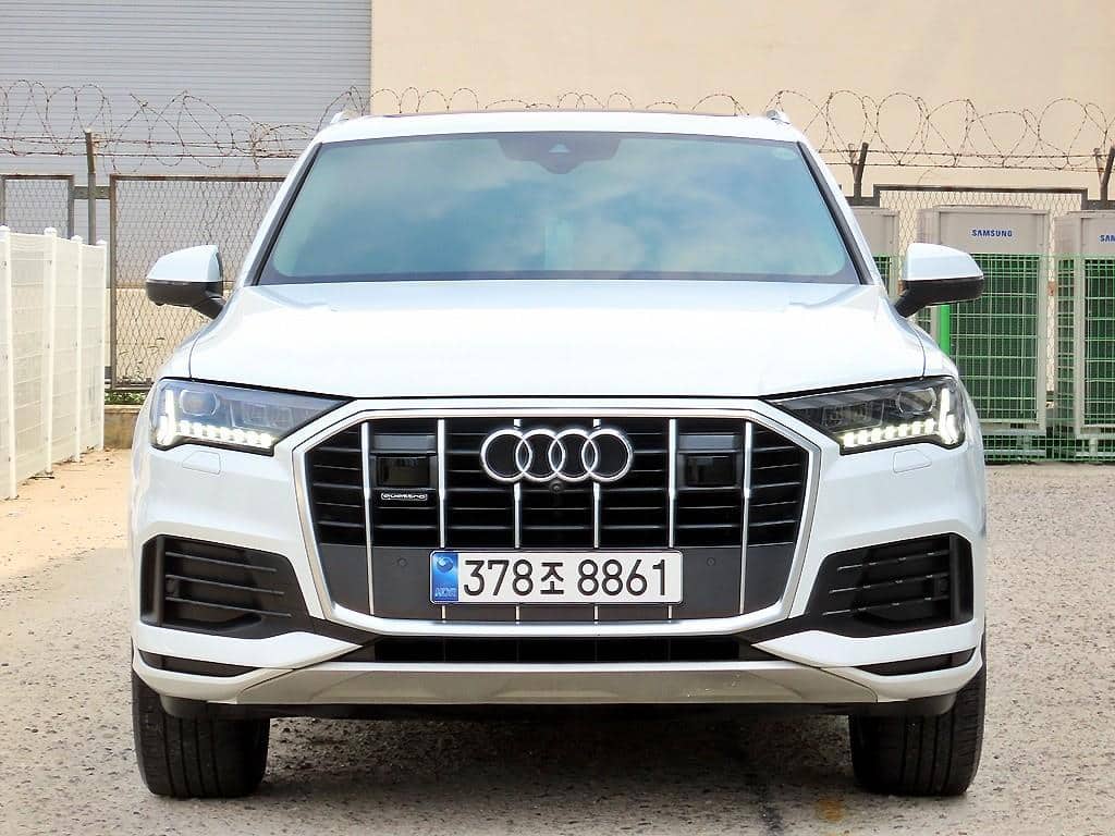 2021 AUDI Q7