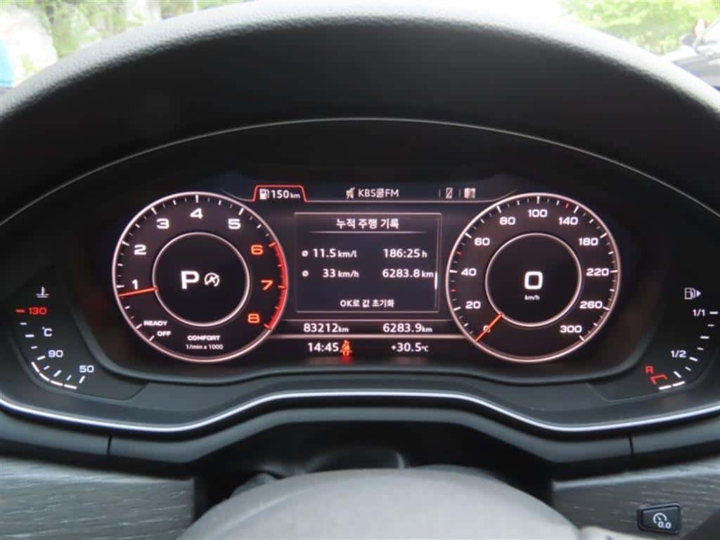 2019 AUDI A4 - 2019 アウディ A4