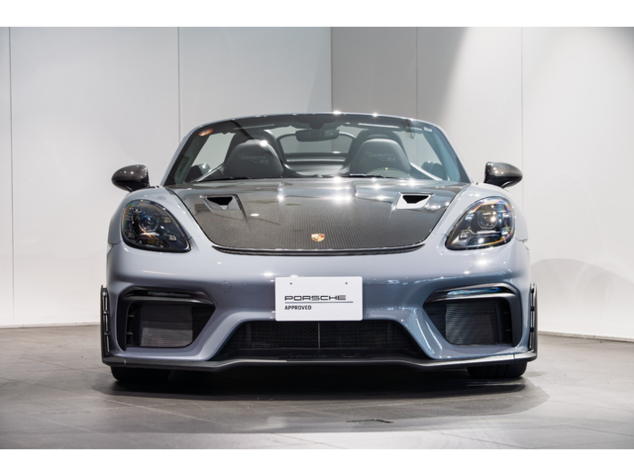 2025 Porsche 718Spider - ポルシェ 718スパイダー RS PDK ヴァイザッハパッケージ PCCB フロントリフト LEDヘッドライト スポーツクロノパッケージ スポーツエグゾーストシステム ライトデザインパッケージ レーシングイエローシートベルト