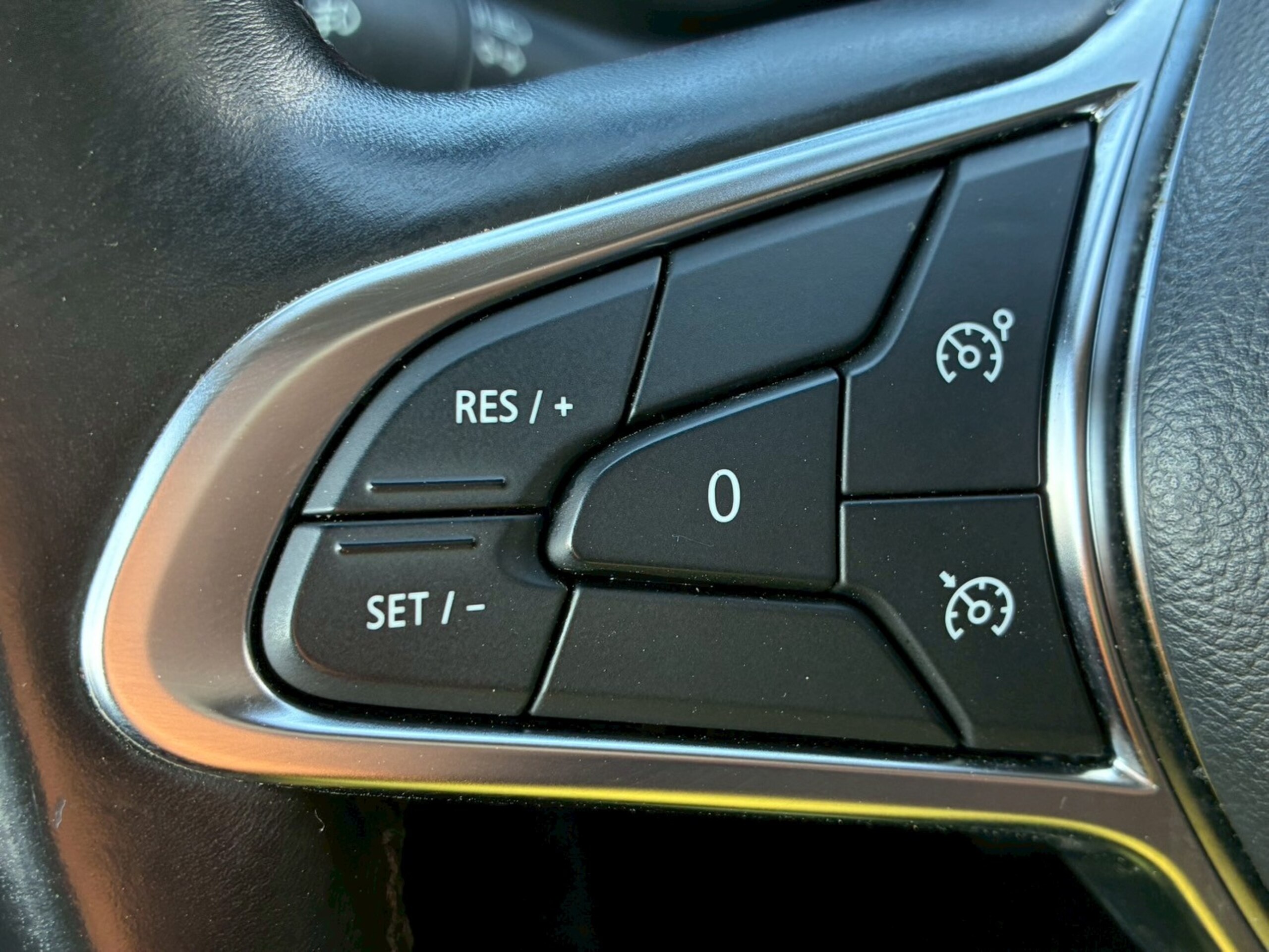 2022 Nissan Primastar Combi