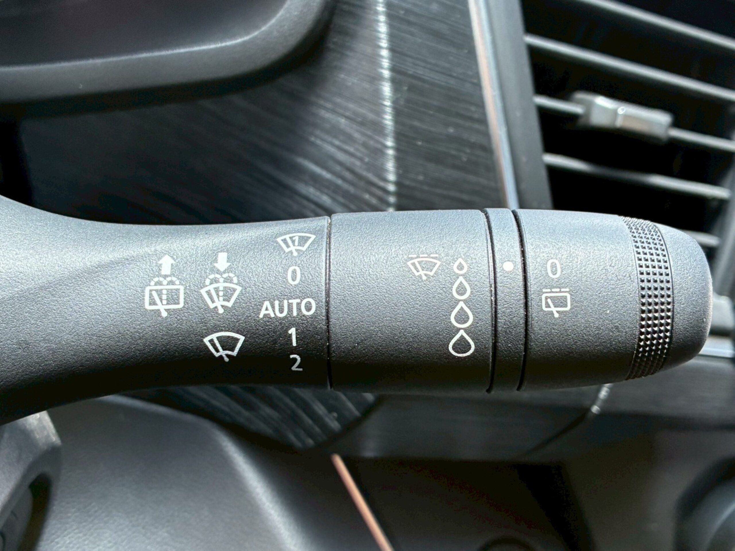2022 Nissan Primastar Combi