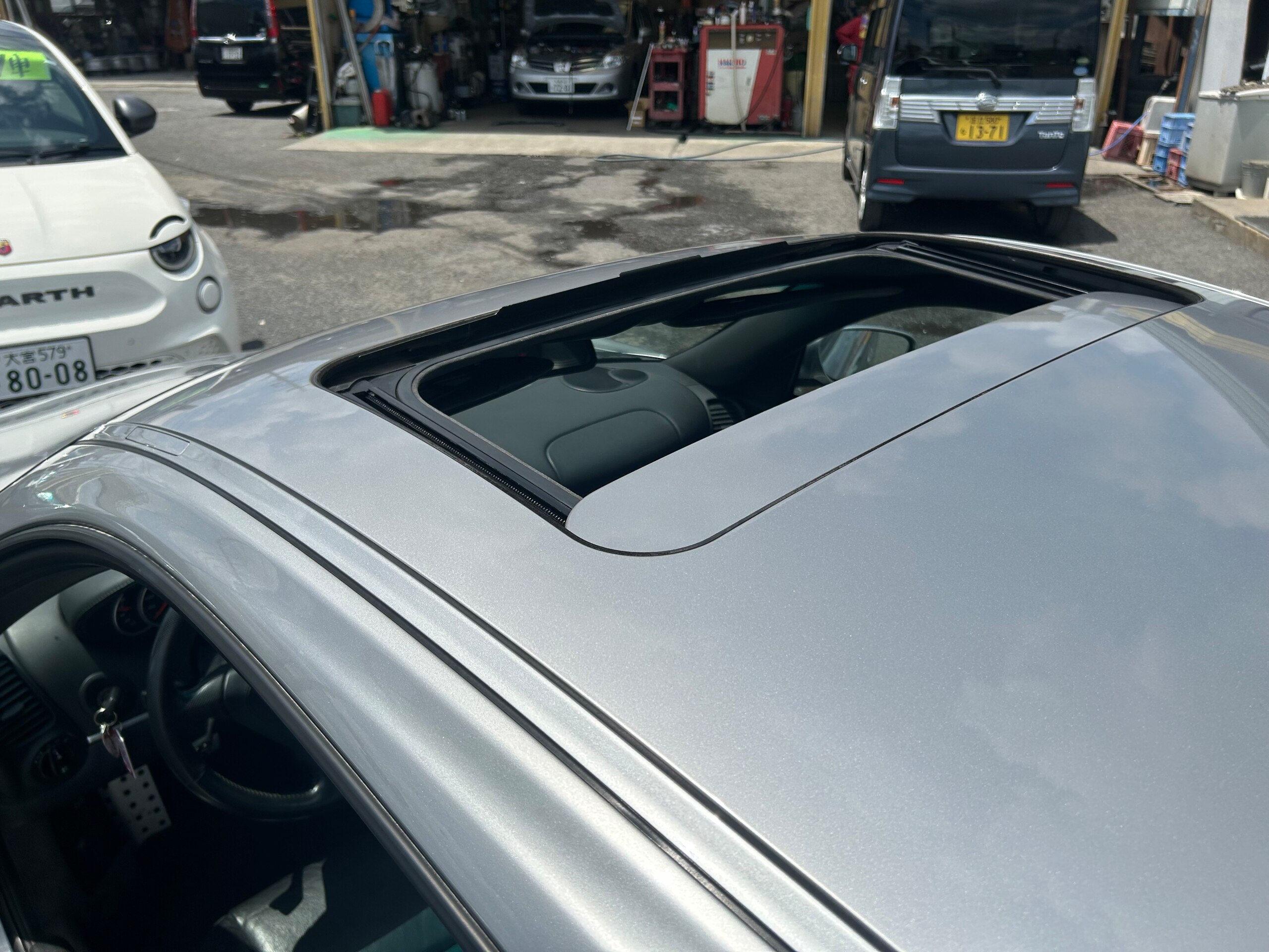 2004 Porsche 911 - ポルシェ 911 カレラ 40thアニバーサリーエディション 左H 6MT サンルーフ シートヒーター 専用Fバンパー サイドスカート ポリッシュホイール GTシルバーメタリック スポーツシート