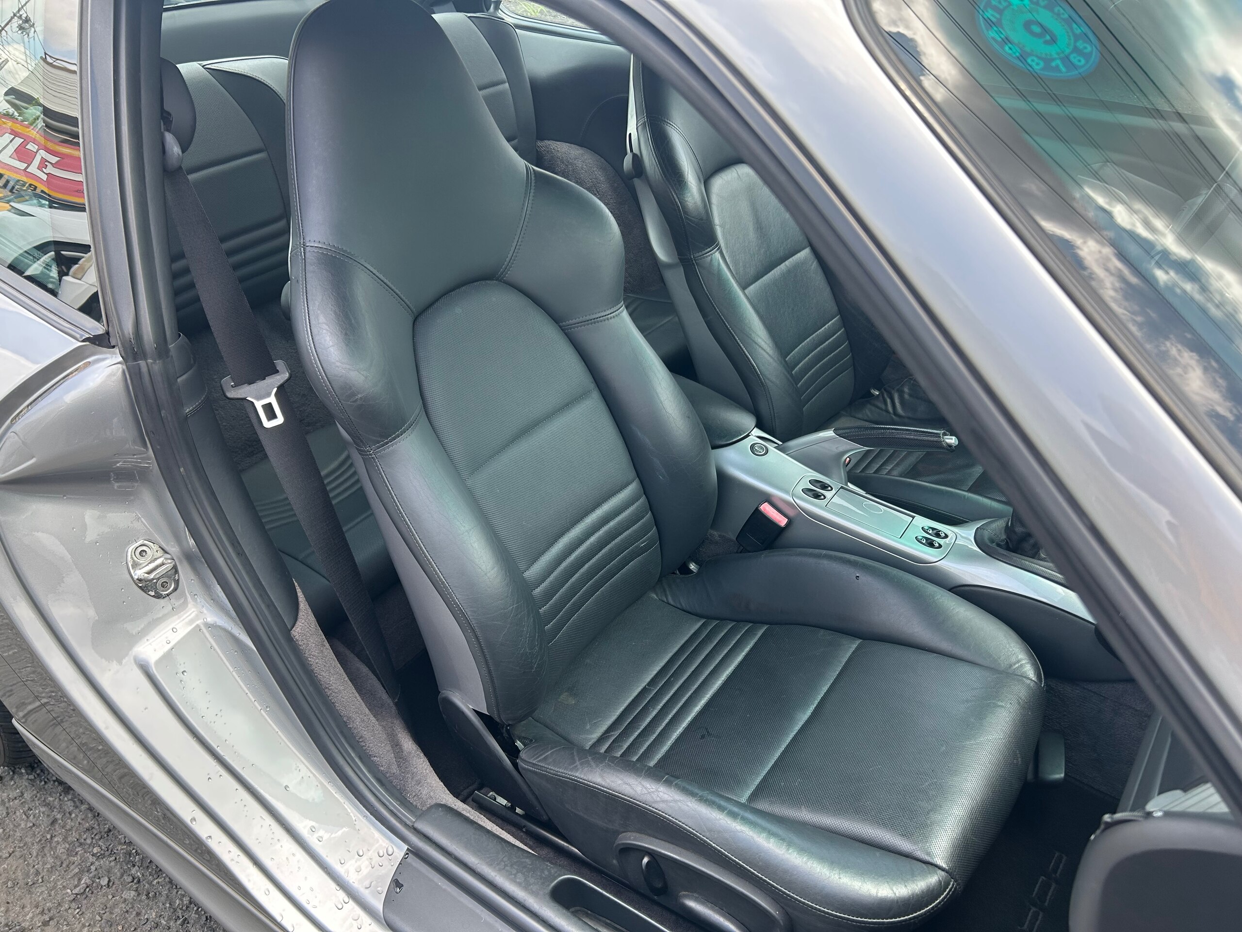 2004 Porsche 911 - ポルシェ 911 カレラ 40thアニバーサリーエディション 左H 6MT サンルーフ シートヒーター 専用Fバンパー サイドスカート ポリッシュホイール GTシルバーメタリック スポーツシート