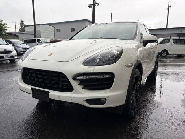 2011 PORSCHE CAYENNE S/ABA-92AM48