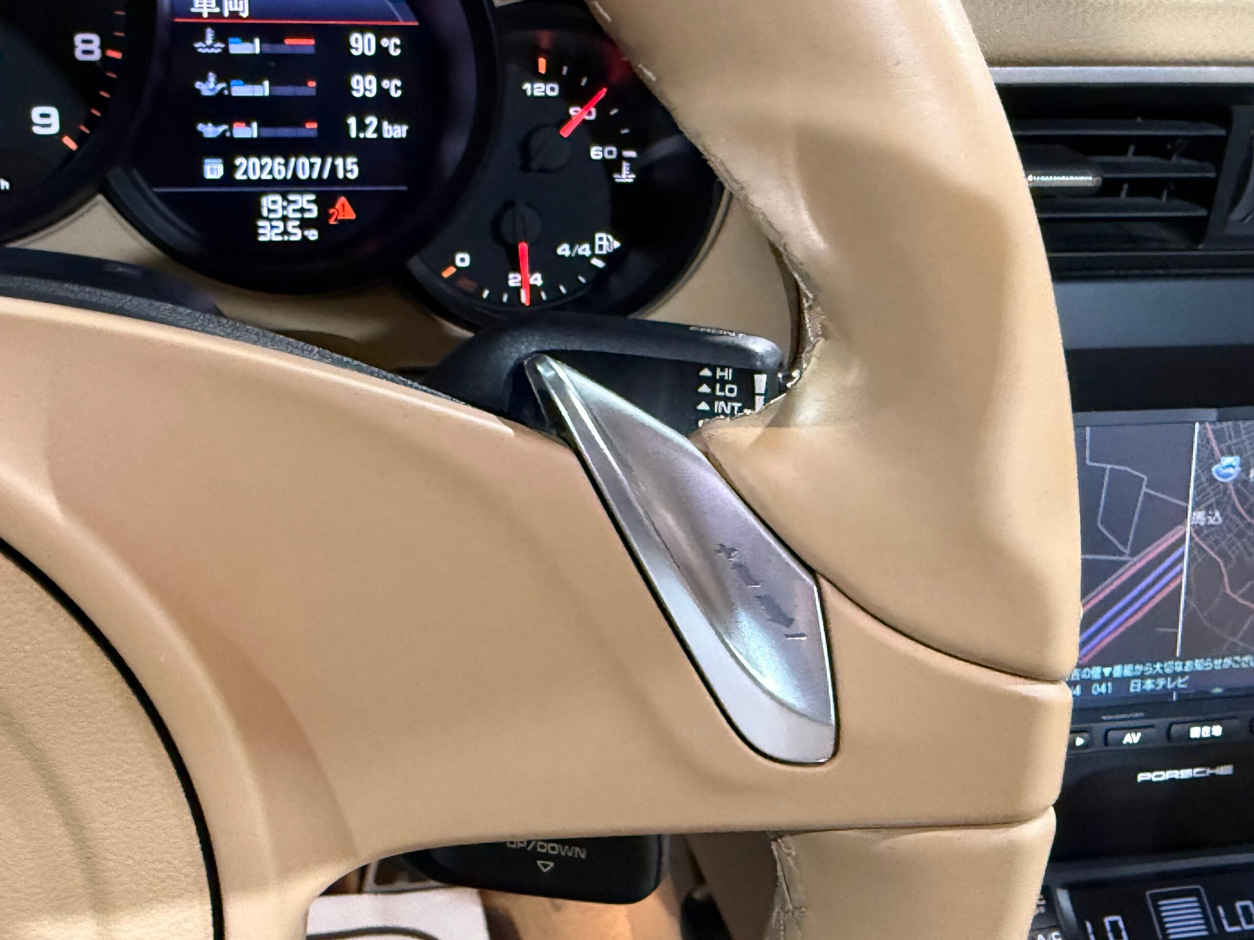 2015 Porsche 911 Cabriolet - ポルシェ 911カブリオレ カレラ PDK 7速AT/レザーインテリア ルクソールベージュ/シートヒーター/純正19インチAW/電動可倒ミラー/ドラレコ/ETC/スモーカーパッケージ