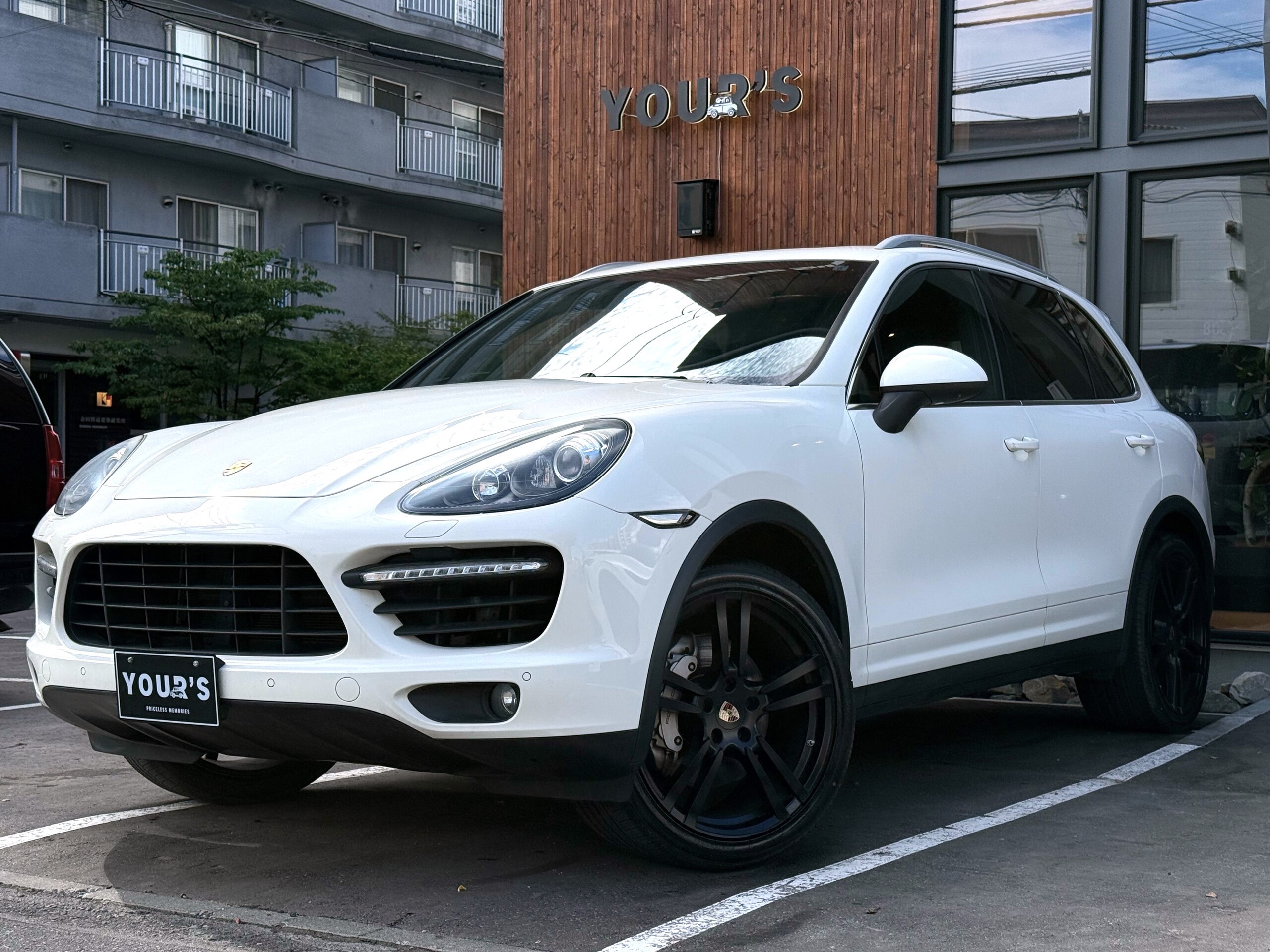 2011 Porsche Cayenne - 2011 بورشه Cayenne