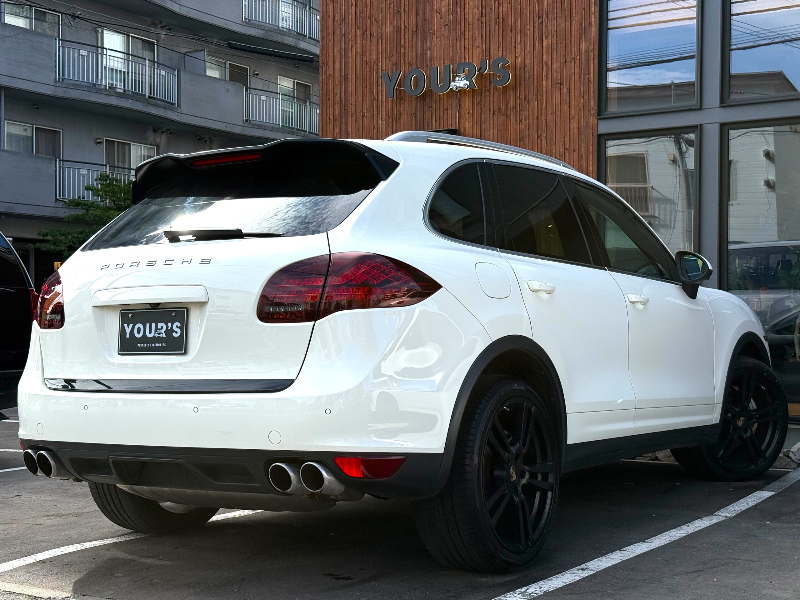 2011 Porsche Cayenne - 2011 بورشه Cayenne