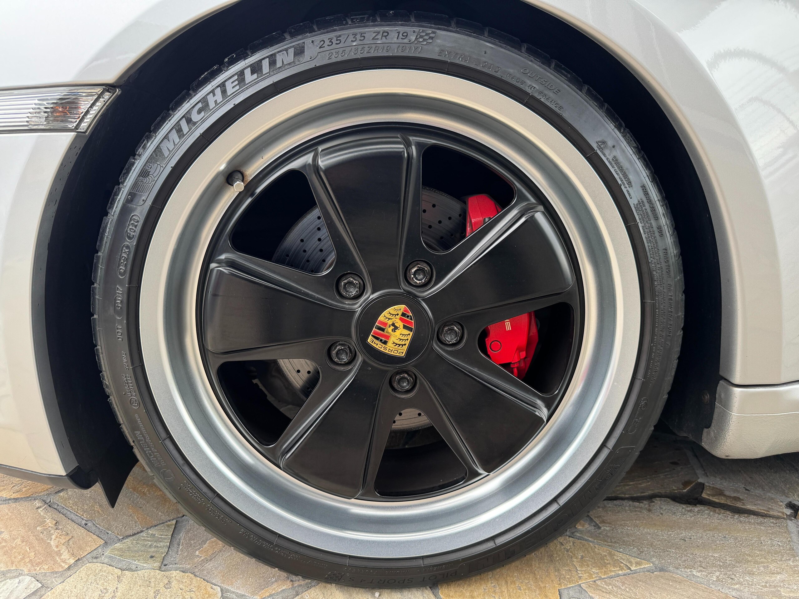 2005 Porsche Boxster - ポルシェ ボクスター S ティプトロニックS D車 ホワイトメーター フックスホイール ポルシェカラークレストセンターキャップ オートエアコン ブラックレザーインテリア 車高調