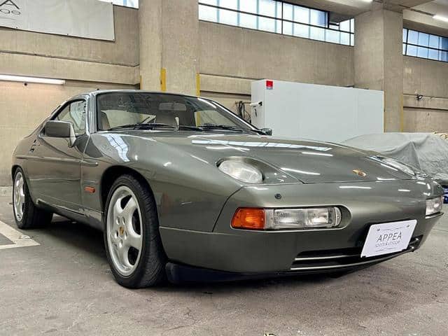 1987 PORSCHE 928/E-928