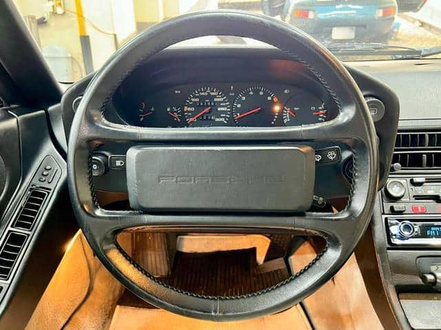 1987 PORSCHE 928/E-928