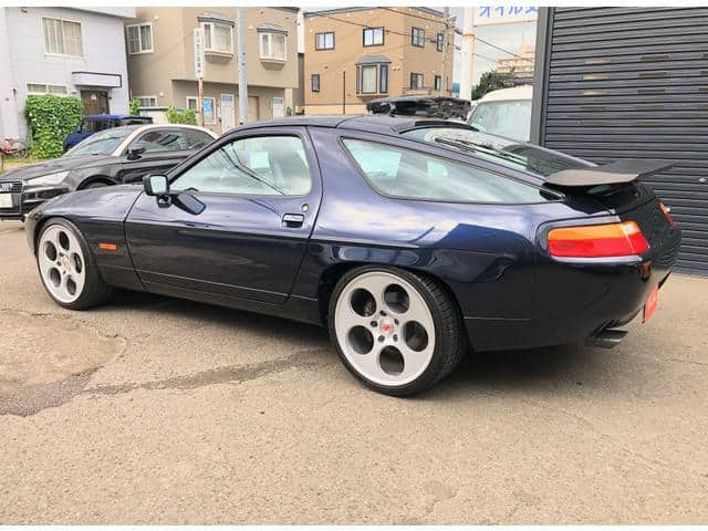 1990 PORSCHE 928 S4/E-928