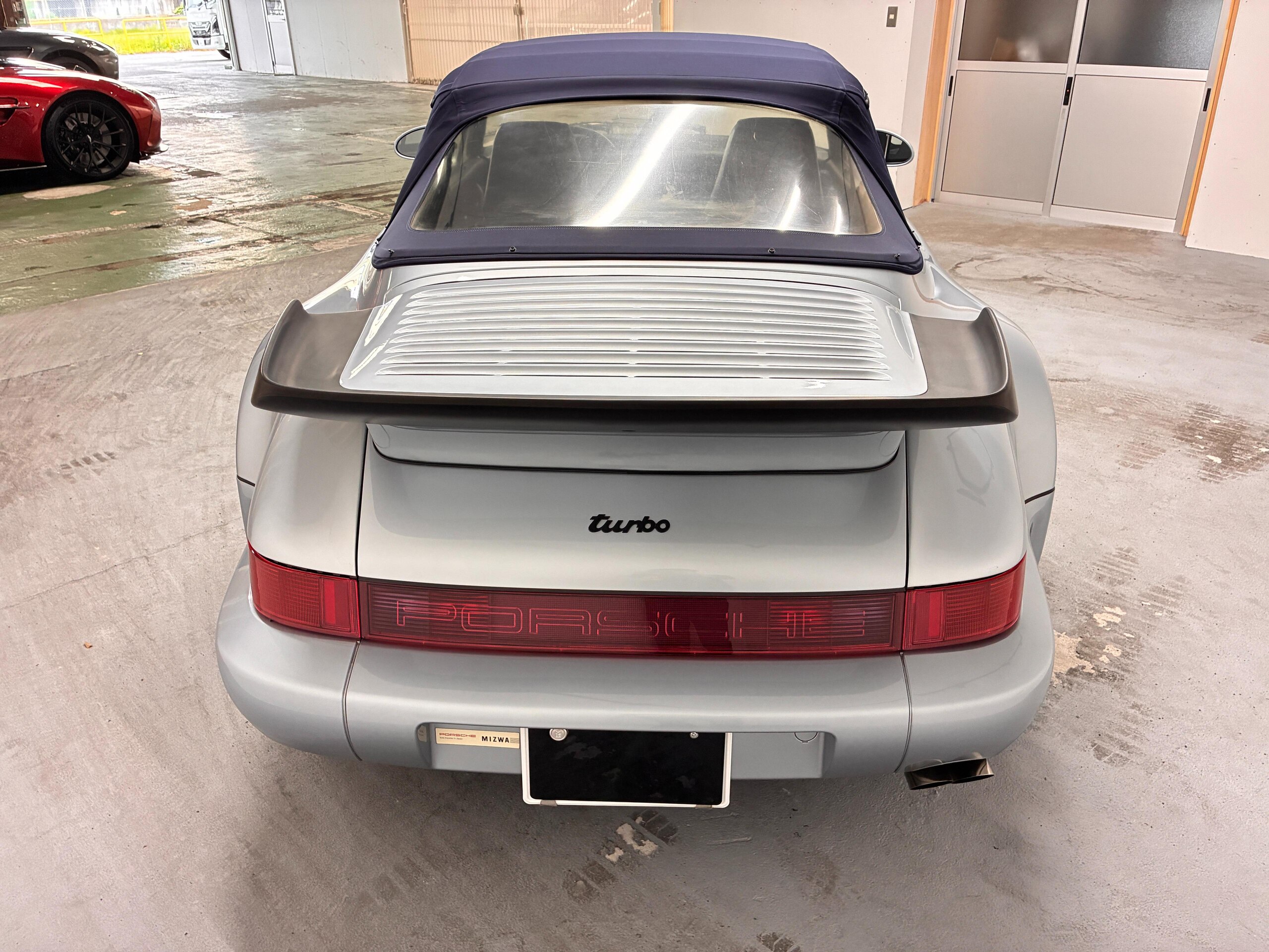 1993 Porsche 911 - 1993 بورشه 911