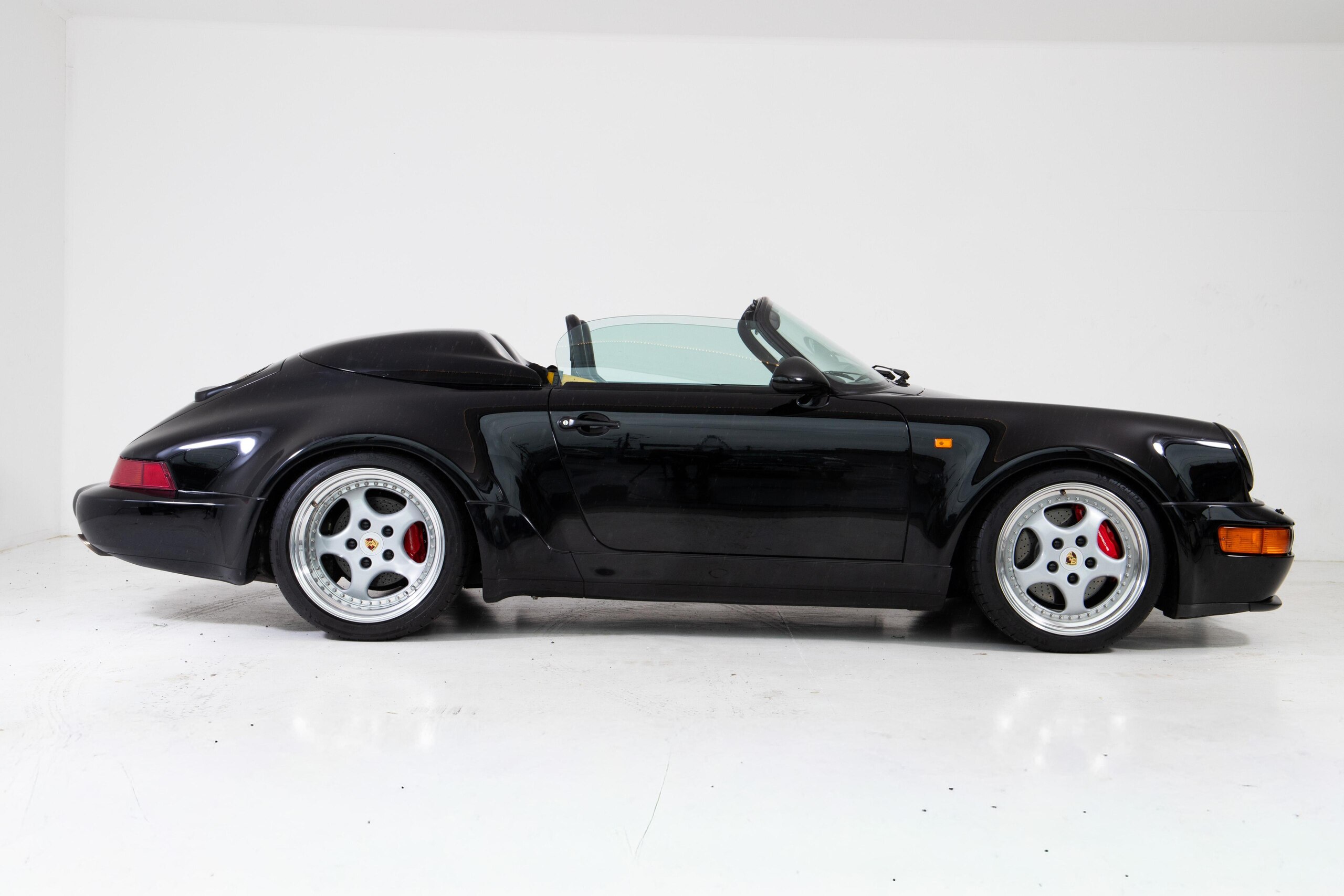 1995 Porsche 911 Cabriolet - 1995 بورشه 911 Cabriolet