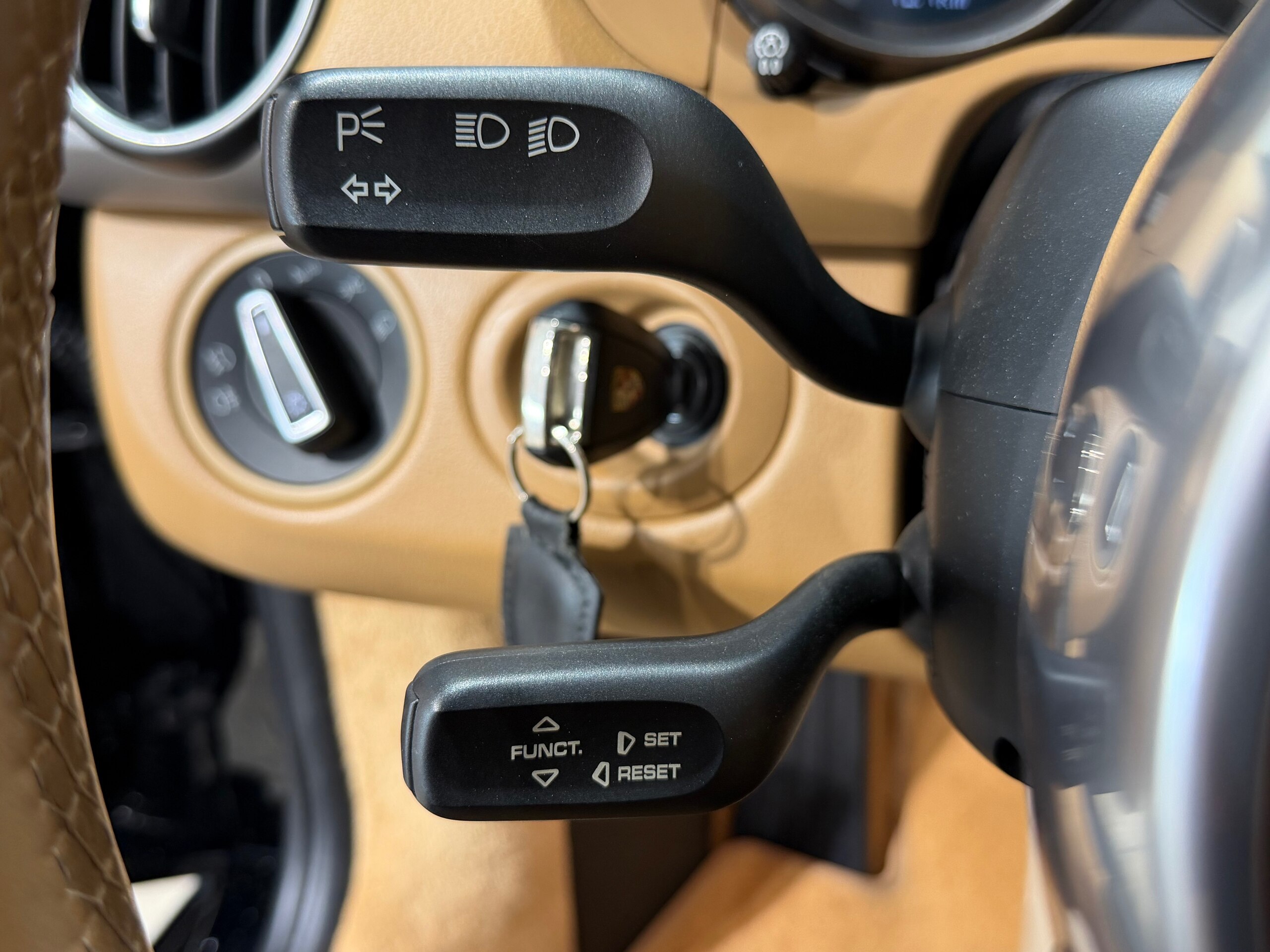 2010 Porsche Boxster - 2010 بورشه Boxster