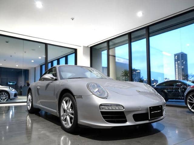 2011 PORSCHE 911/997MA102 - 2011 بورشه 911
