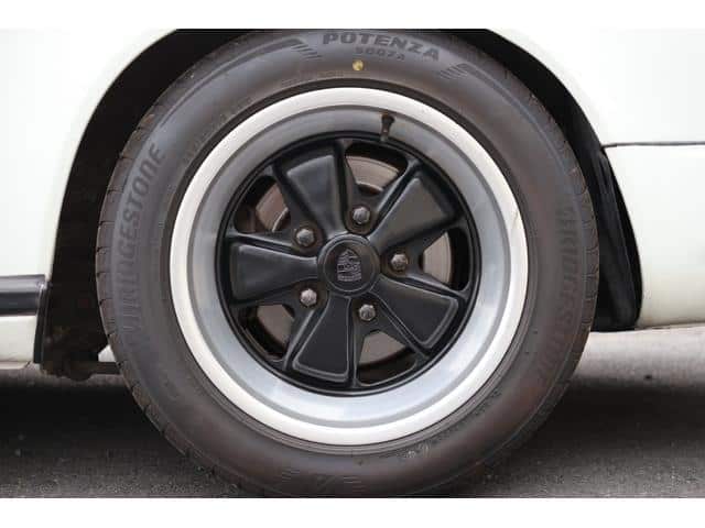 1985 PORSCHE 911/9114 - 1985 ポルシェ 911