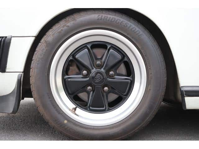 1985 PORSCHE 911/9114 - 1985 ポルシェ 911
