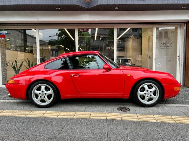 1995 PORSCHE 911/993 - 1995 بورشه 911