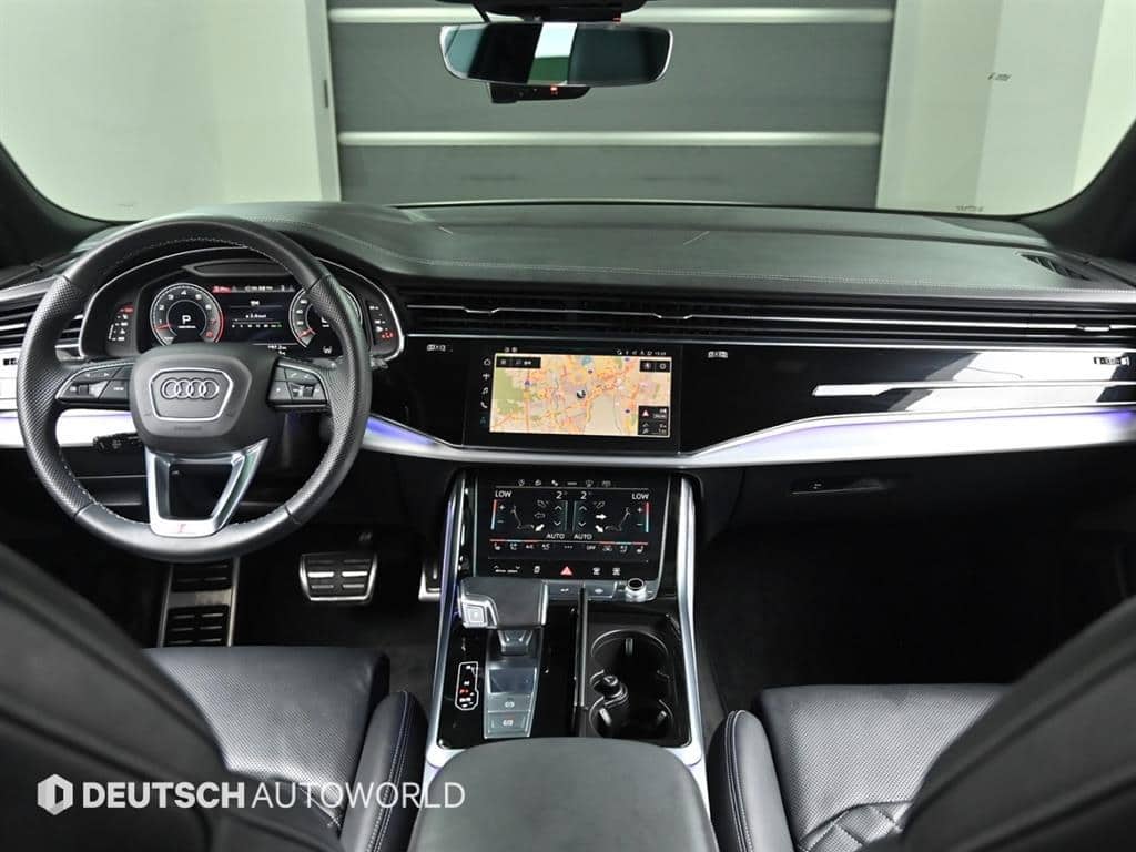 2022 AUDI Q8 - 2022 アウディ Q8