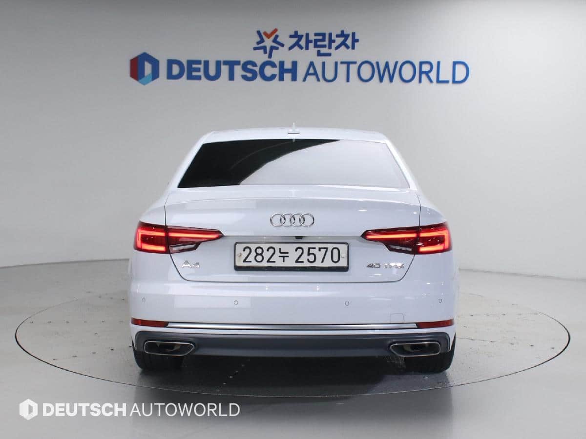 2019 AUDI A4