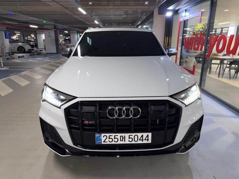 2023 AUDI SQ7 - 2023 أودي Sq7