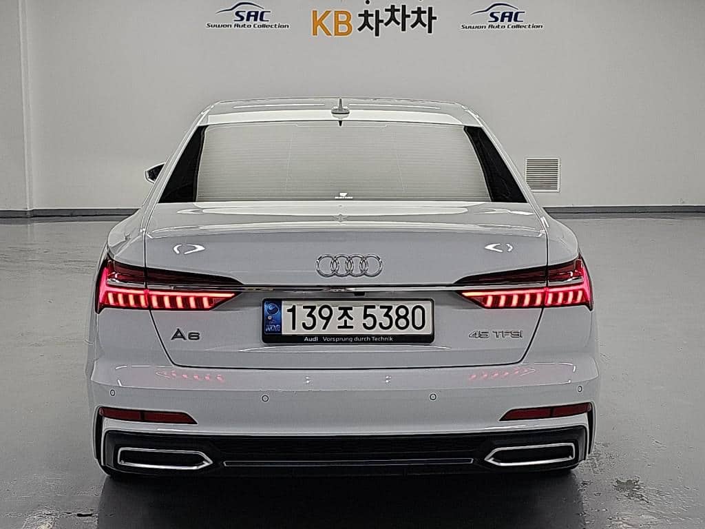 2021 AUDI A6 - 2021 アウディ A6