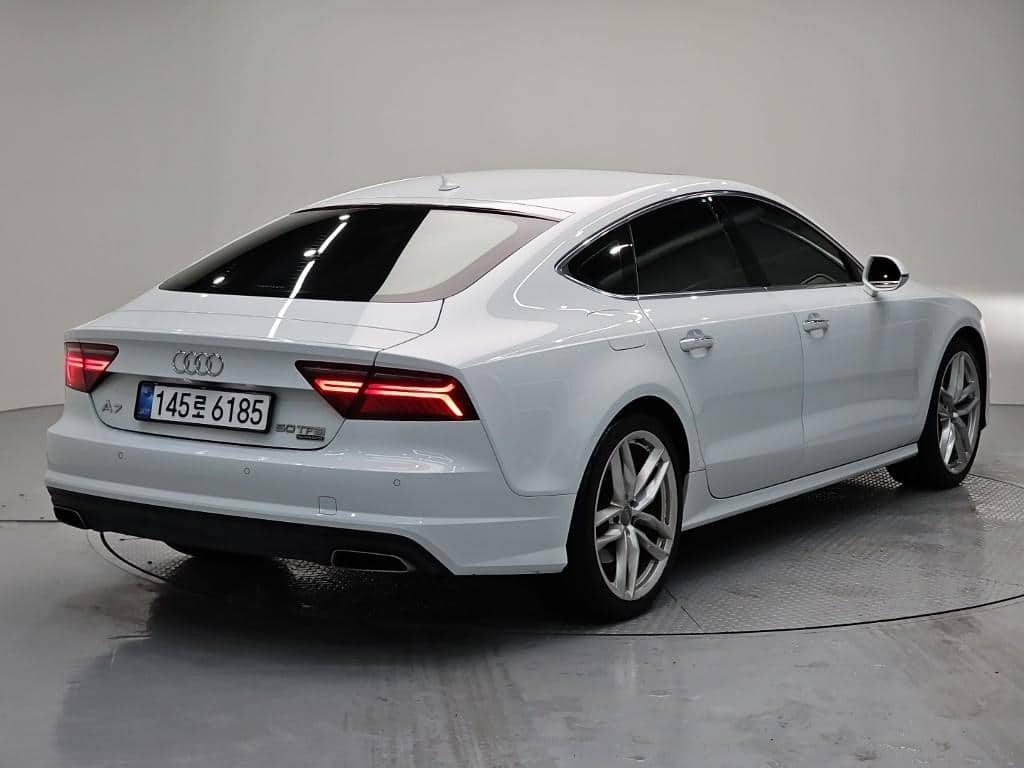 2016 AUDI A7 - 2016 アウディ A7