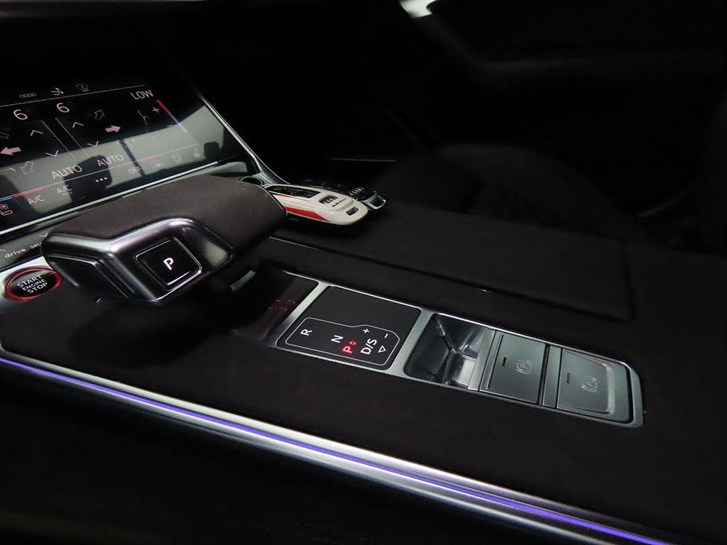 2021 AUDI RS7 - 2021 أودي RS7
