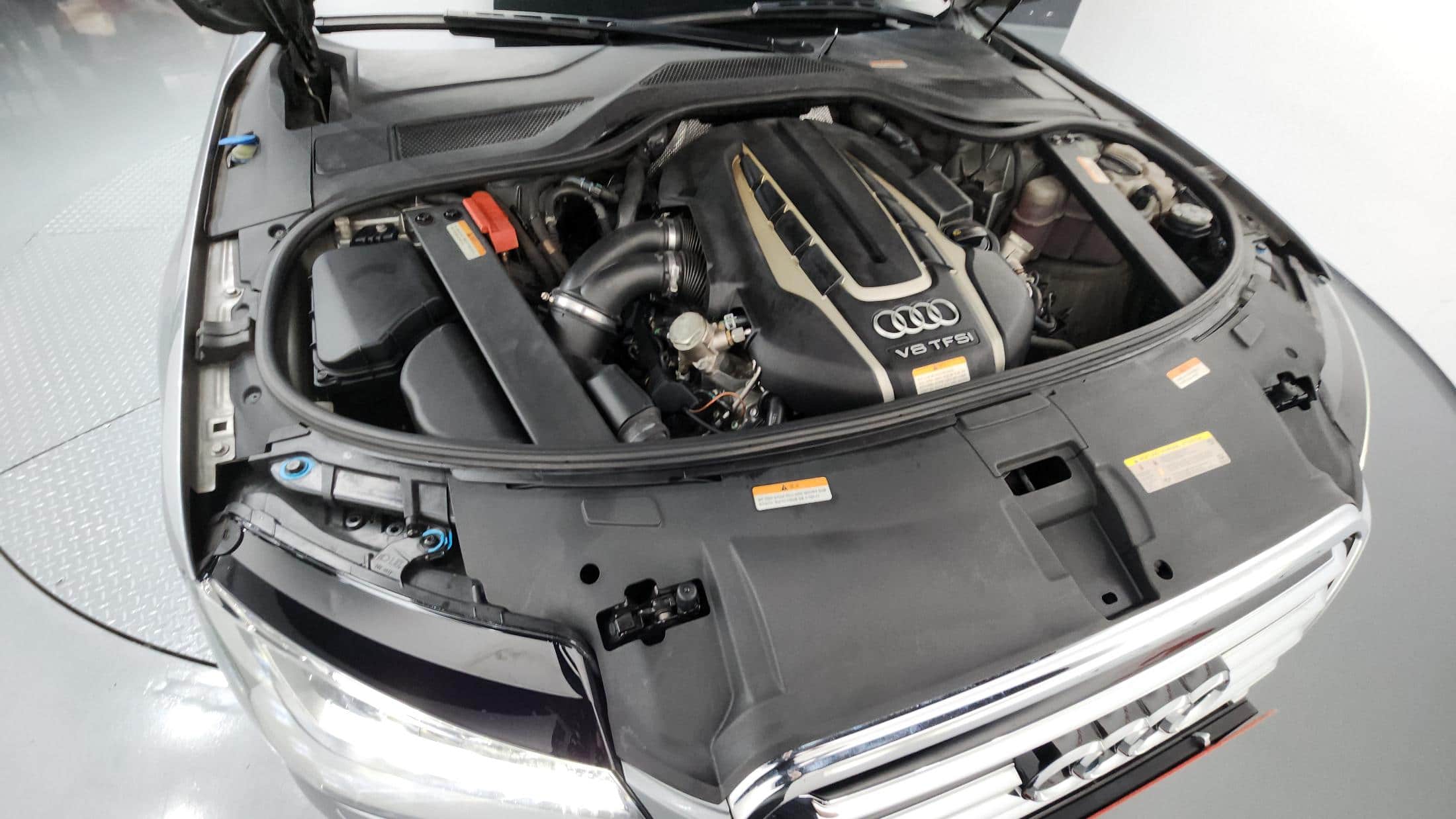 2014 AUDI A8 - 2014 アウディ A8