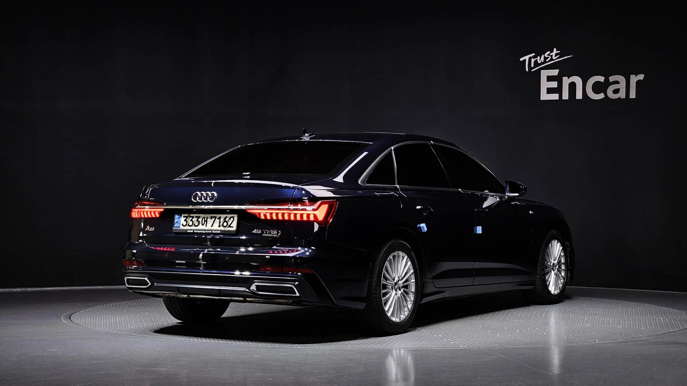 2020 AUDI A6 45 TFSI Quattro Premium - 2020 أودي A6