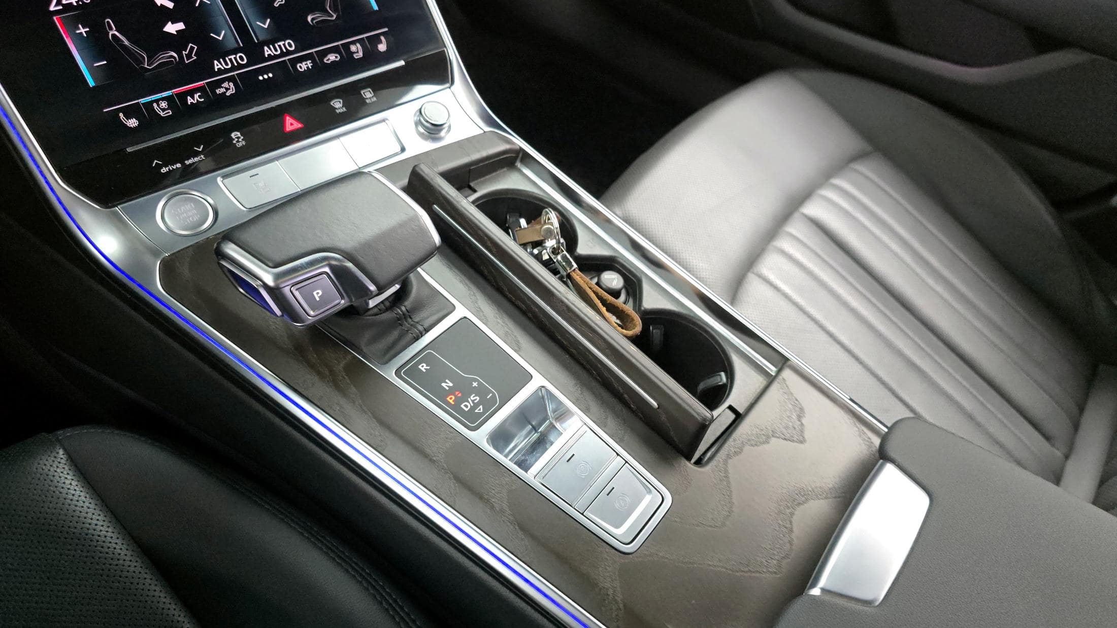 2020 AUDI A6 45 TFSI Quattro Premium - 2020 أودي A6