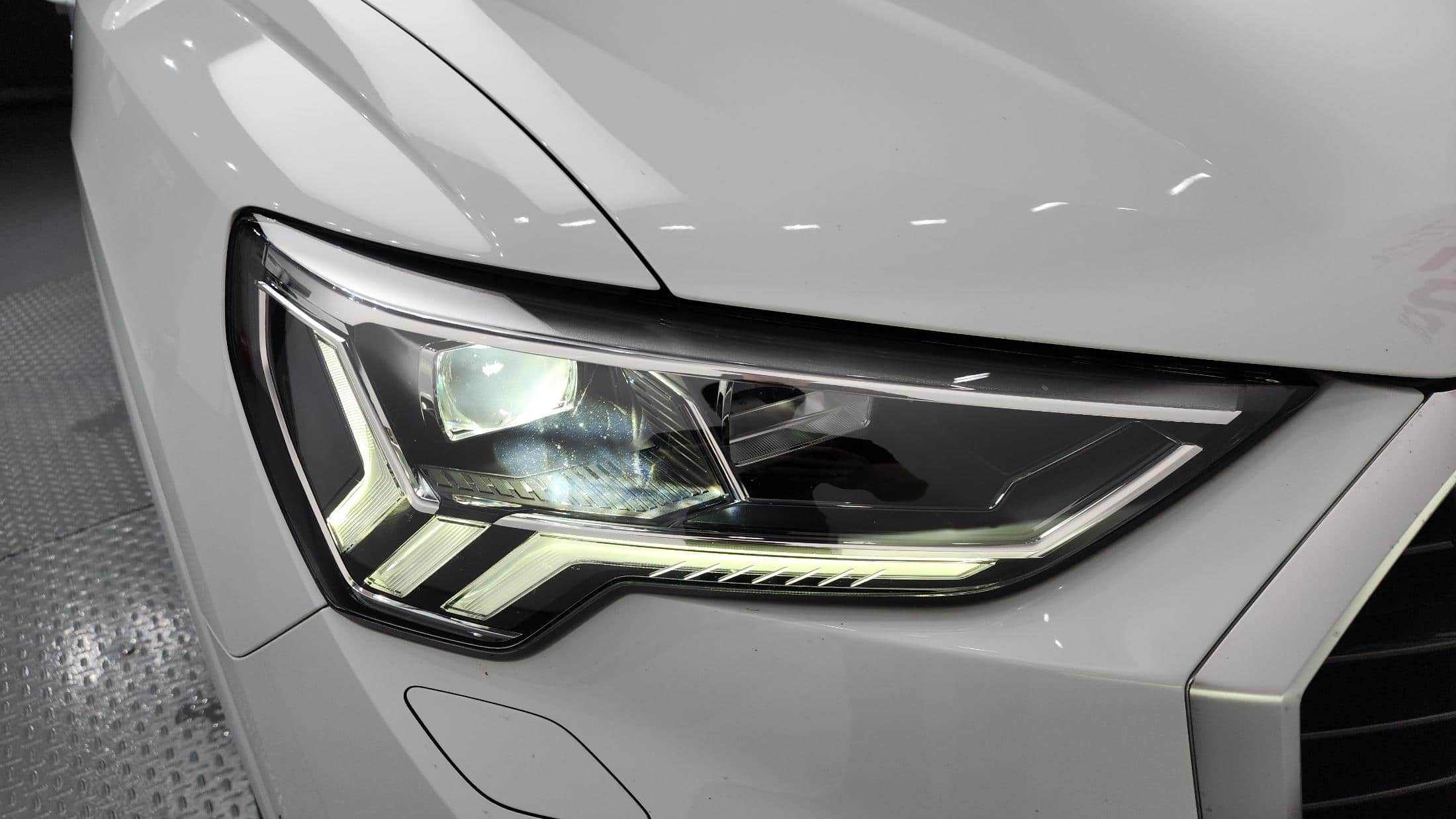 2023 AUDI Q3 35 TDI Premium - 2023 アウディ Q3