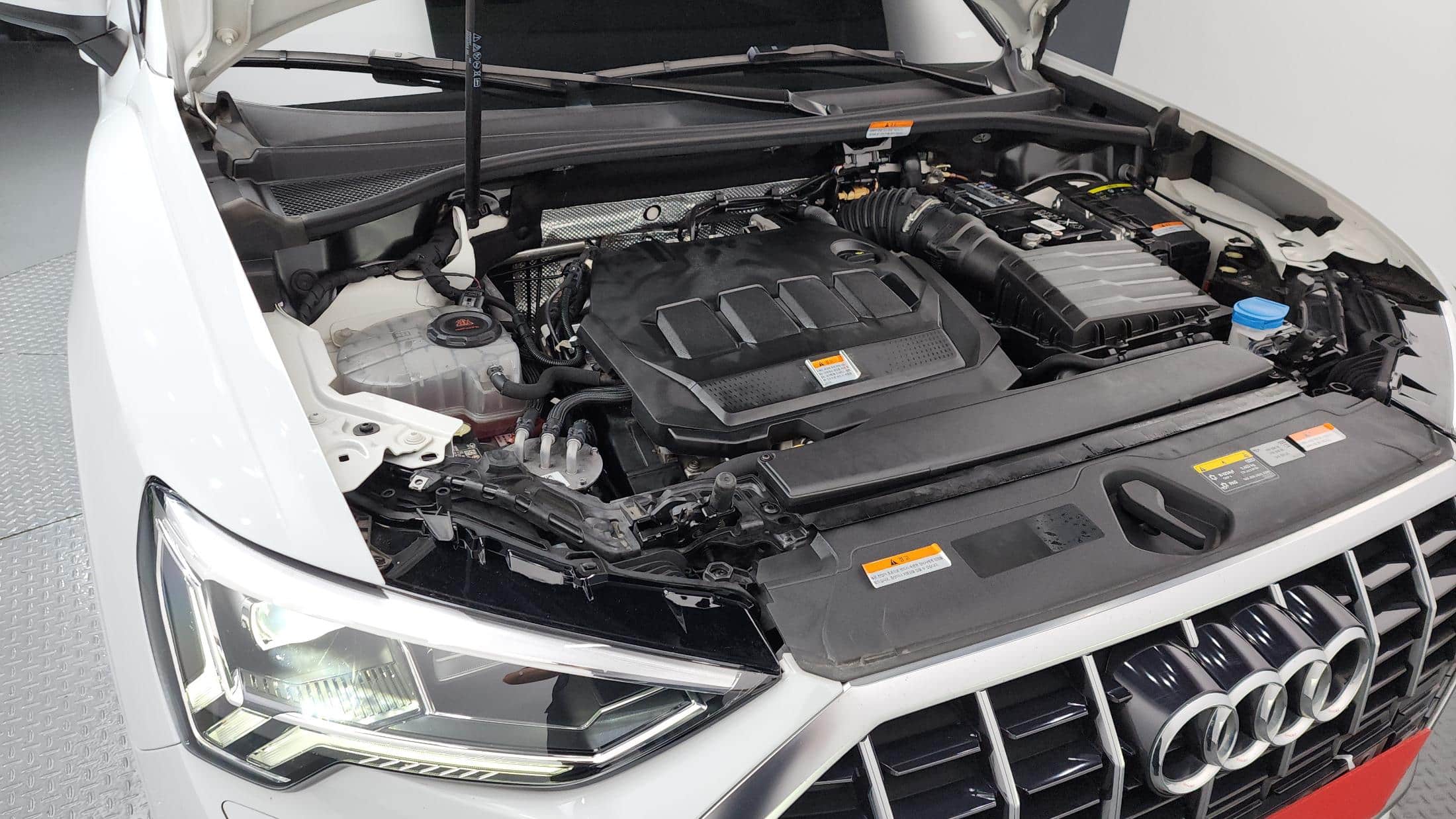 2023 AUDI Q3 35 TDI Premium - 2023 アウディ Q3